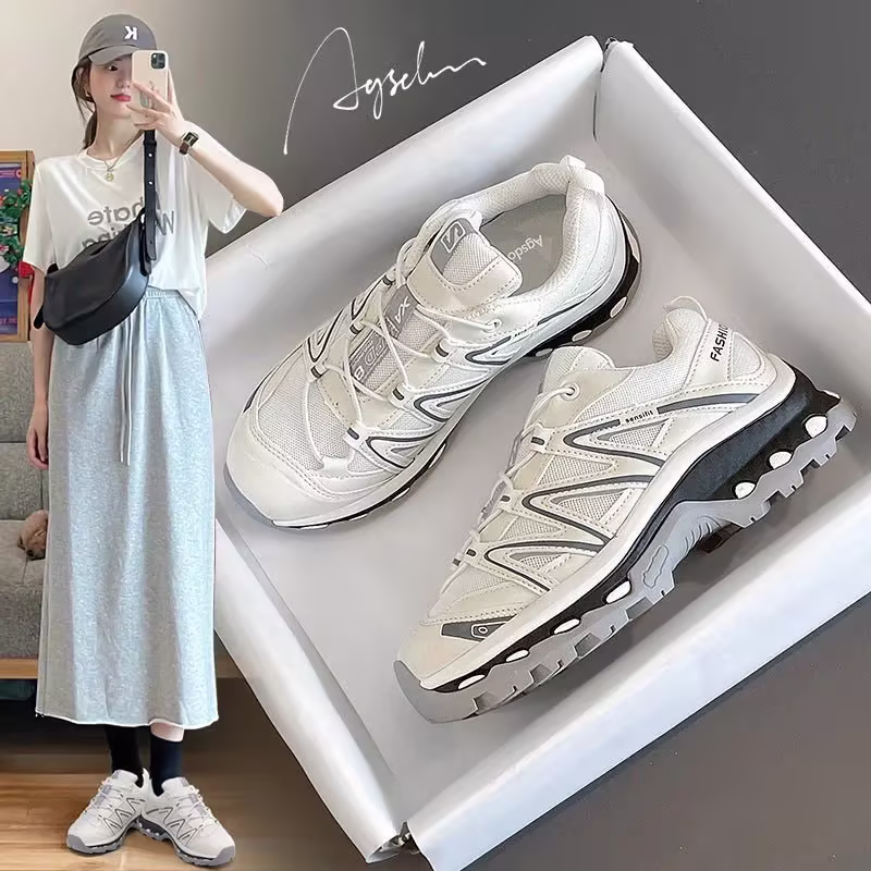 JP Round Head Slim Lightweight Sports Shoe KT2519