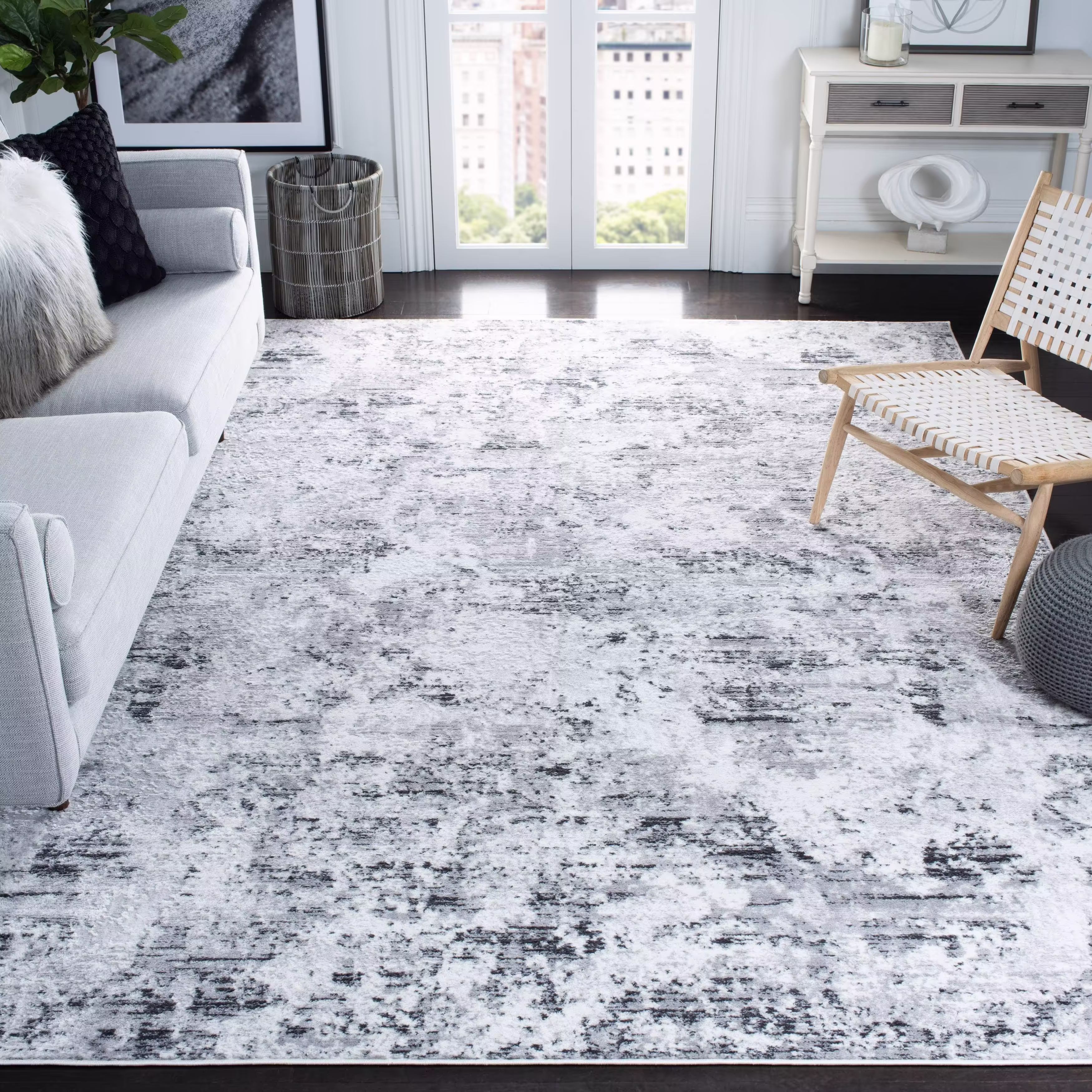 Safavieh Amelia Gray/Ivory 8 ft. x 10 ft. Area Rug