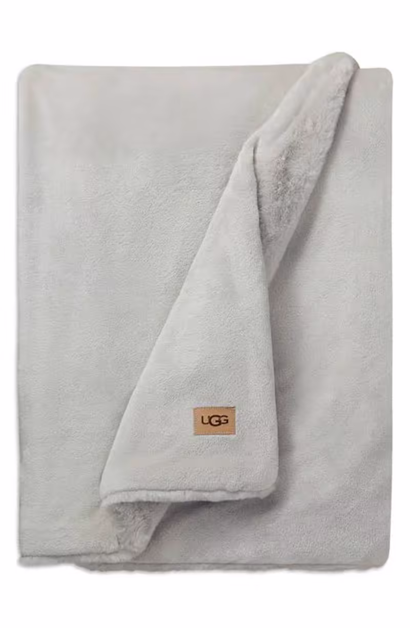 Ugg Coastline Plush Throw Blanket in Stone