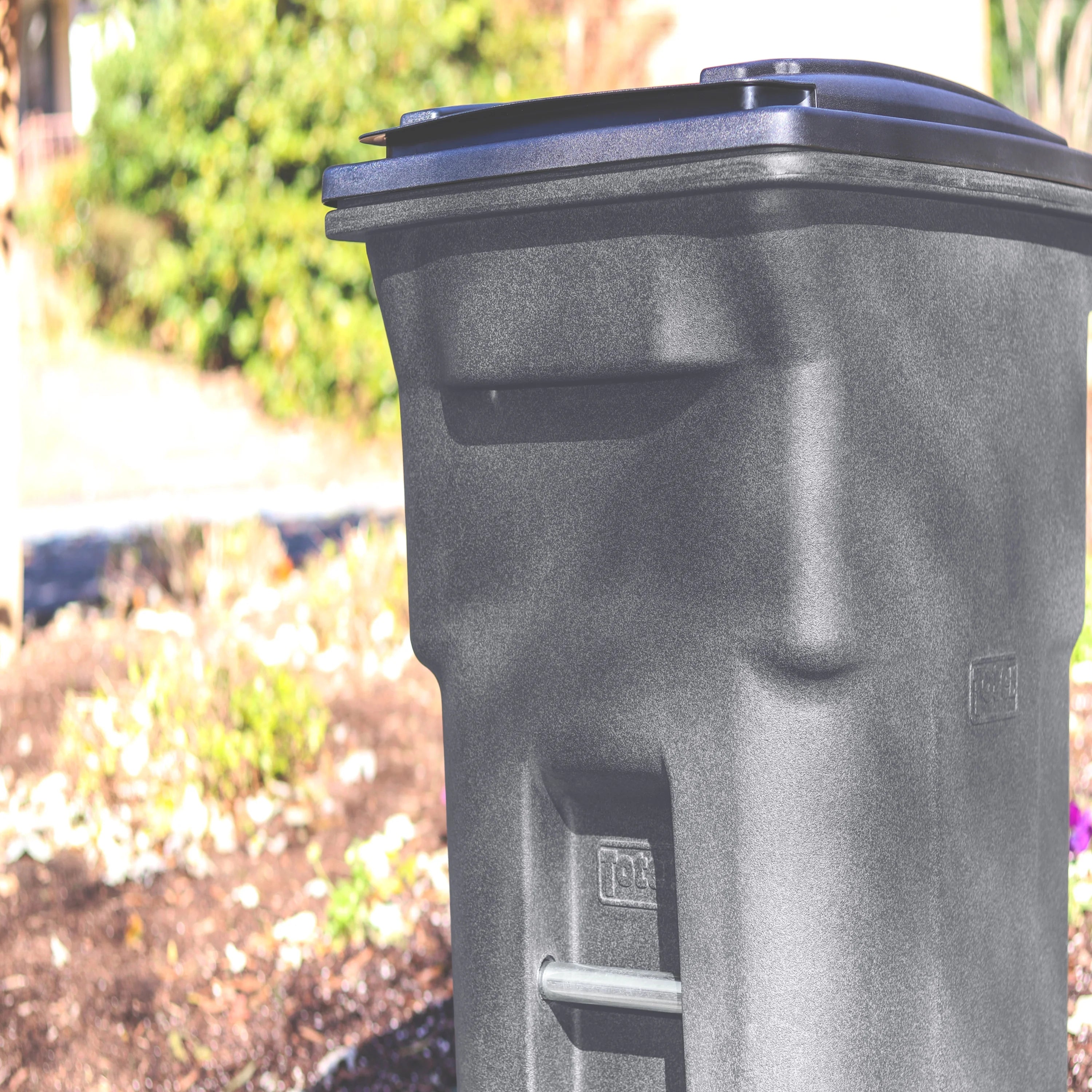 2026 New Toter Trash Can Graystone with Wheels and Lid, 64 Gallon - Image 4