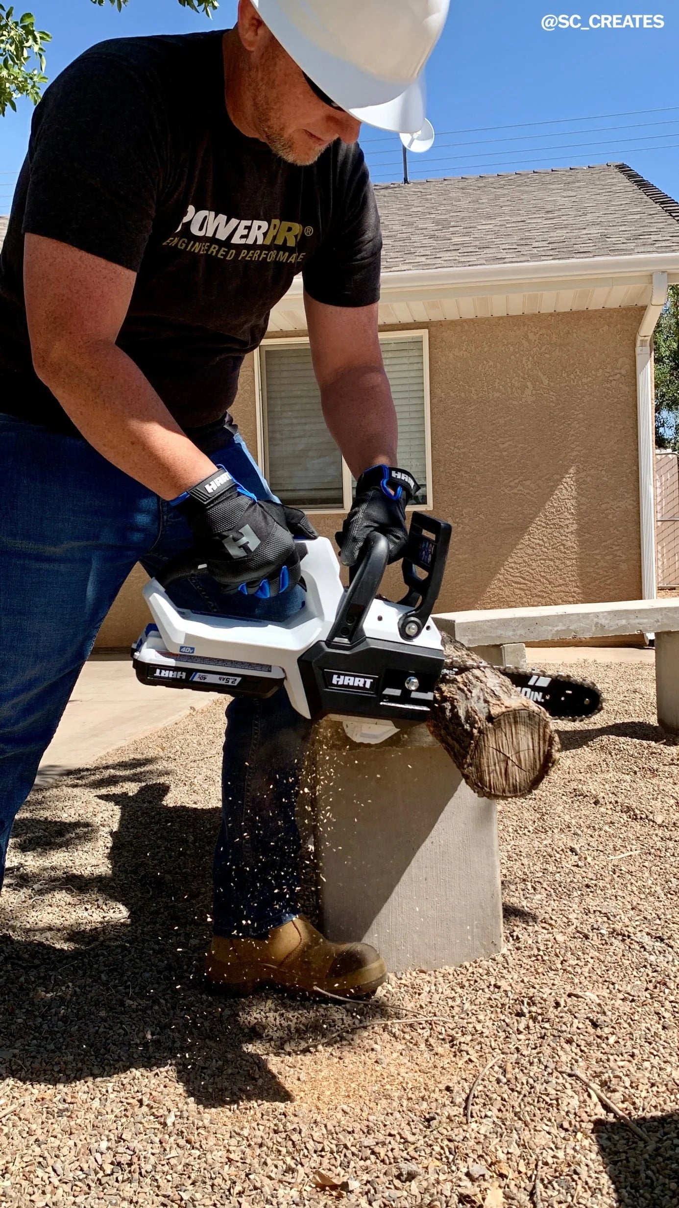 2026 New HART 40-Volt 10-Inch Battery-Powered Chainsaw Kit, (1) 2.5 Ah Lithium-Ion Battery - Image 10