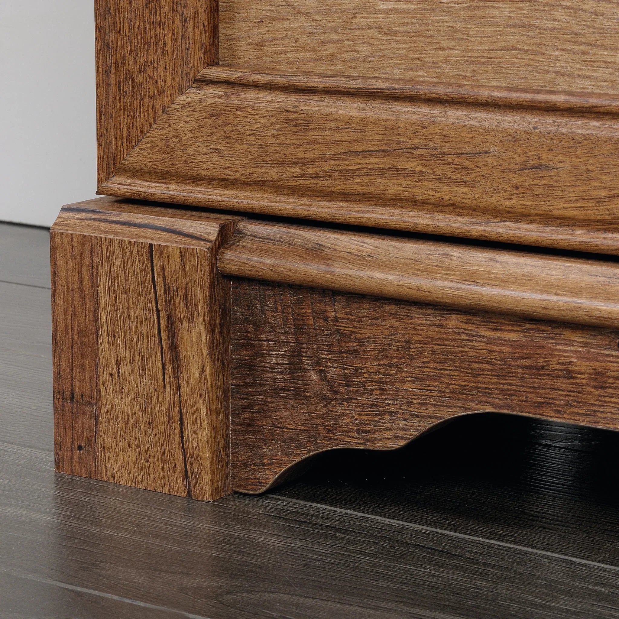 2026 New Sauder Palladia 6-Drawer Bedroom Dresser, Vintage Oak Finish - Image 9